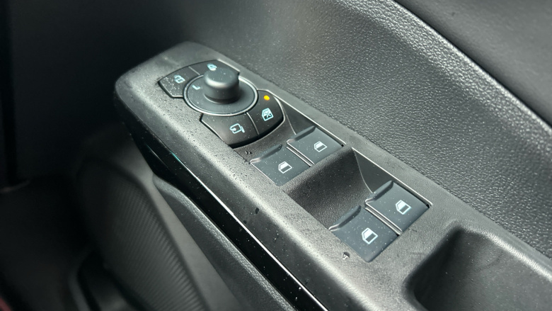 Ford Puma 1.0 EcoBoost Hybrid mHEV ST-Line X 5dr Petrol Hatchback